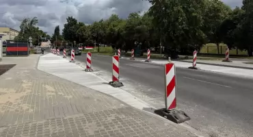 Remont zatok autobusowych przy Cegielnej. Wykonawca trzyma się harmonogramu
